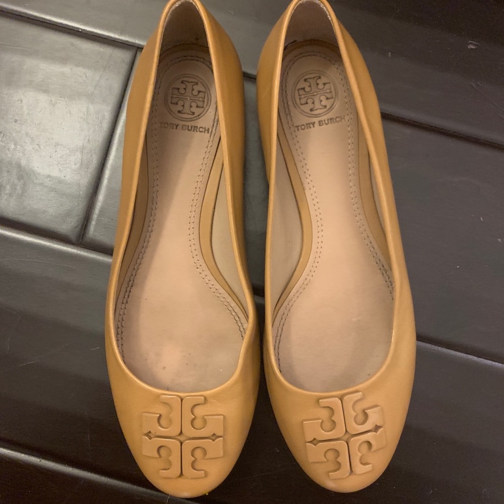 Authentic Tory Burch Tan Leather Flats